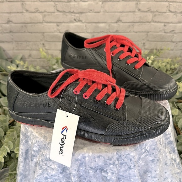 FEIYUE X STAPLE 1920 Black Leather Low Full Color Pigeon Sneakers Men’s 10🖤NWT - Picture 11 of 12